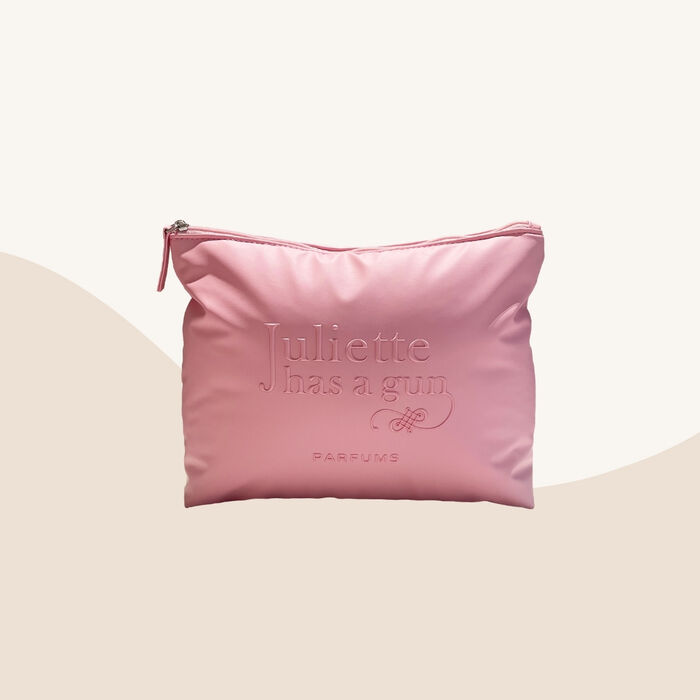 Bolsa Juliette Has a Gun