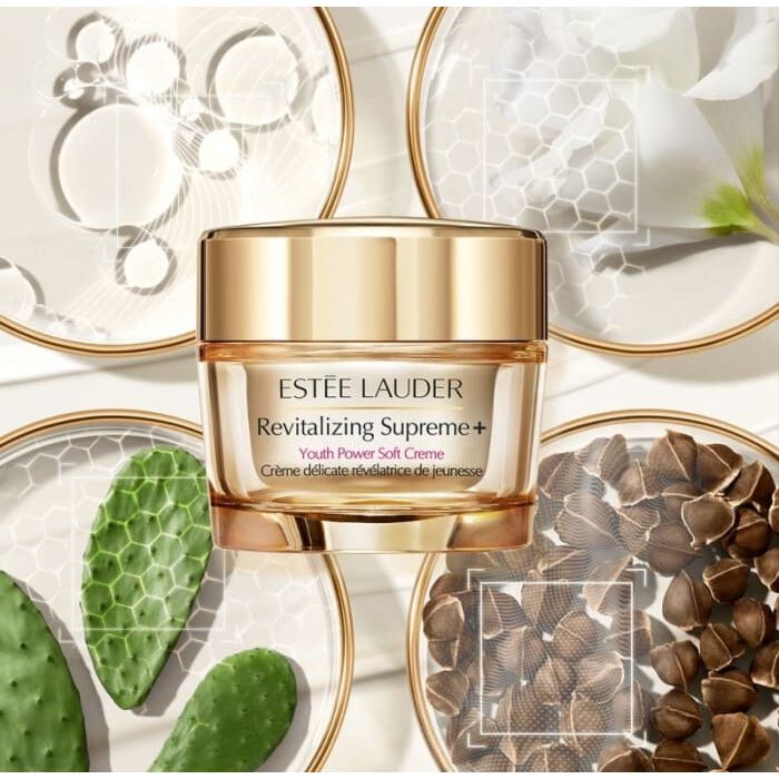 Revitalizing Supreme+ - Youth Power Soft Creme Moisturizer - Estée