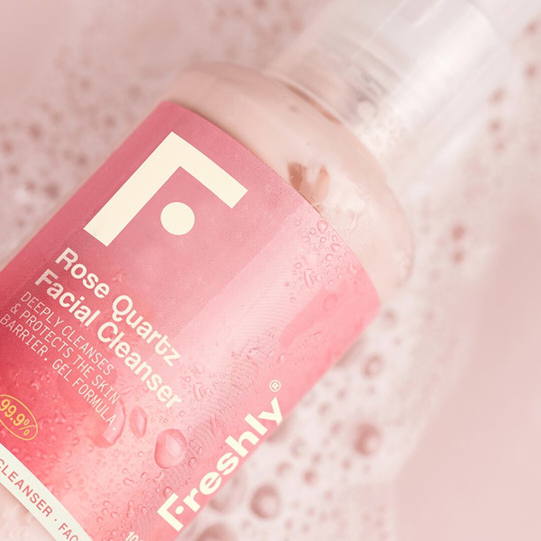 Gel de Limpeza Facial - Rose Quartz Facial Cleanser - FRESHLY -  - Imagem 4