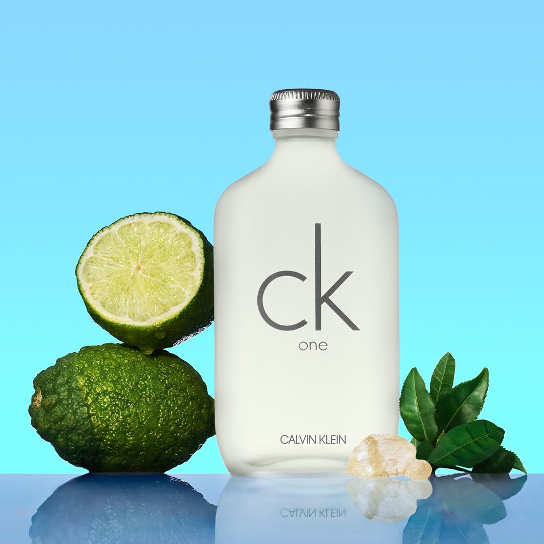 CK ONE - Eau de Toilette - CALVIN KLEIN