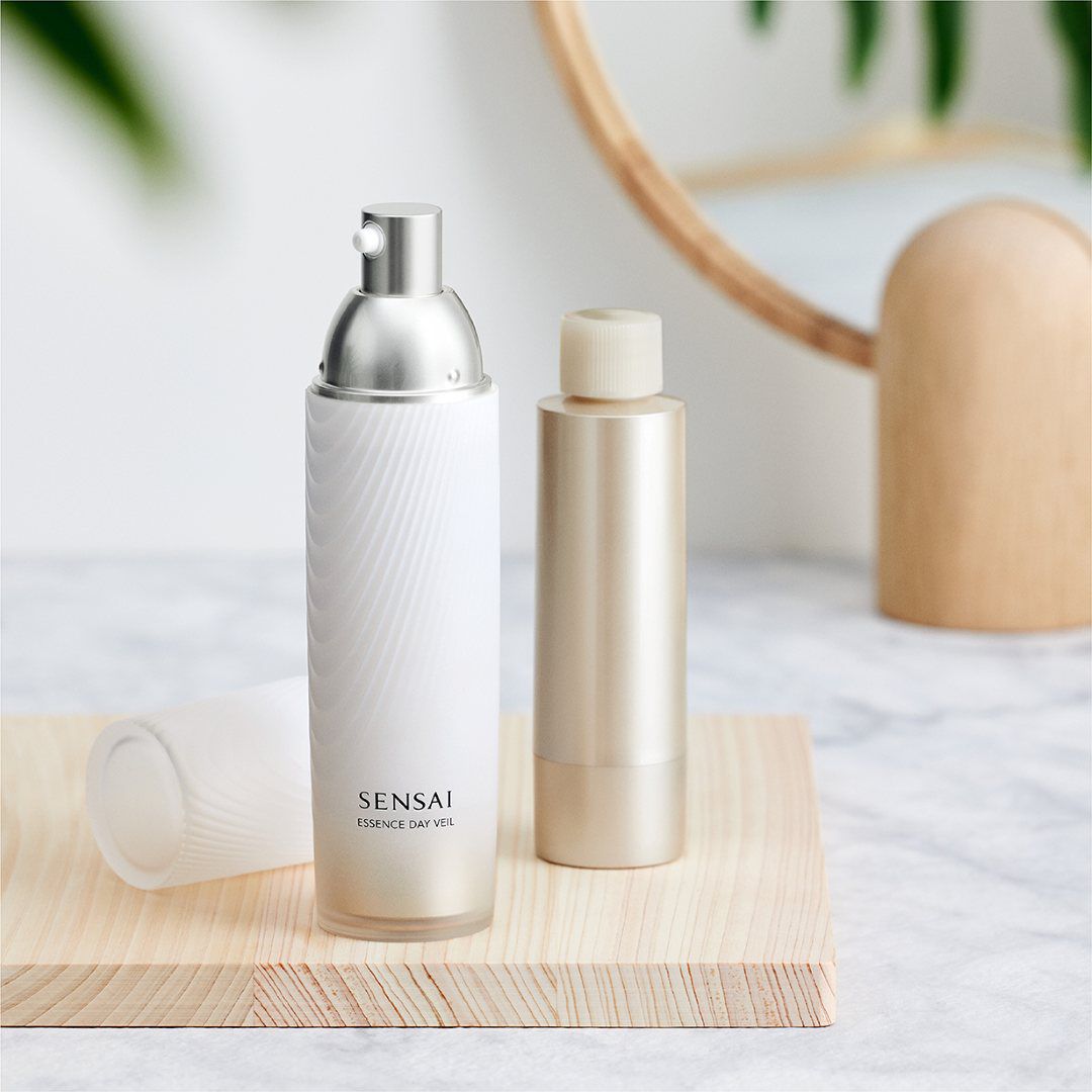 Essence Day Veil - SENSAI - EXPERT ITEMS - Imagem 4