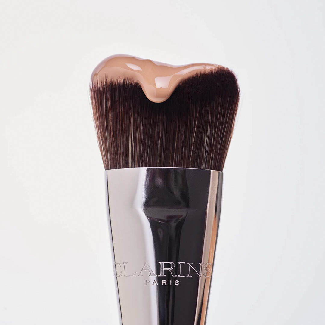 Gua Sha-Inspired - Pincel de Maquilhagem - CLARINS - CLARINS MAQUILHAGEM - Imagem 2