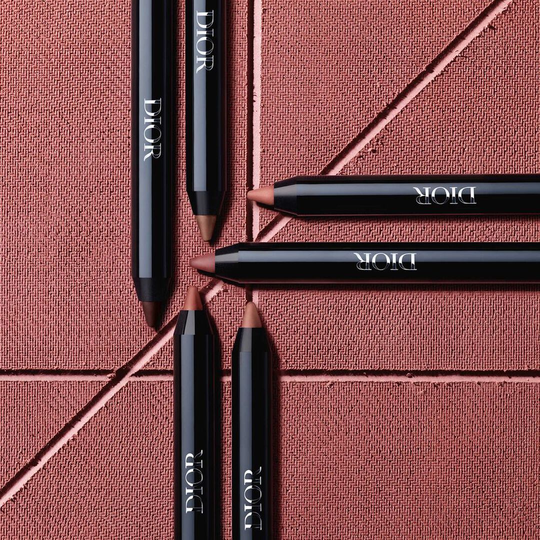 L&aacute;pis de contorno dos l&aacute;bios sem transfer&ecirc;ncia - Dior - Rouge Dior - Imagem 3