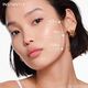 Base em S&eacute;rum Parure Gold Skin - GUERLAIN - Parure Gold - Imagem 9