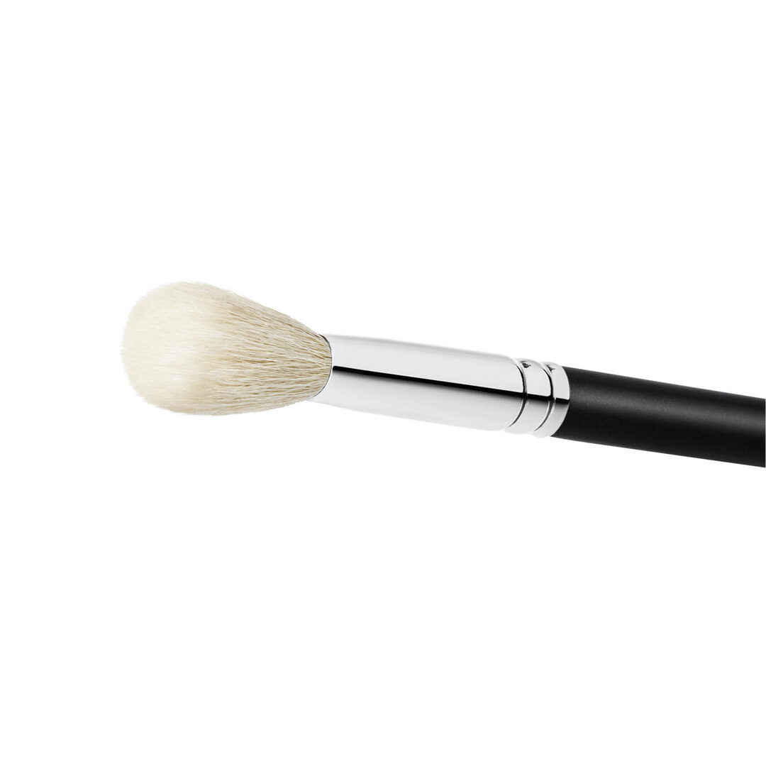 168S LARGE ANGLED CONTOUR BRUSH - MAC -  - Imagem 4