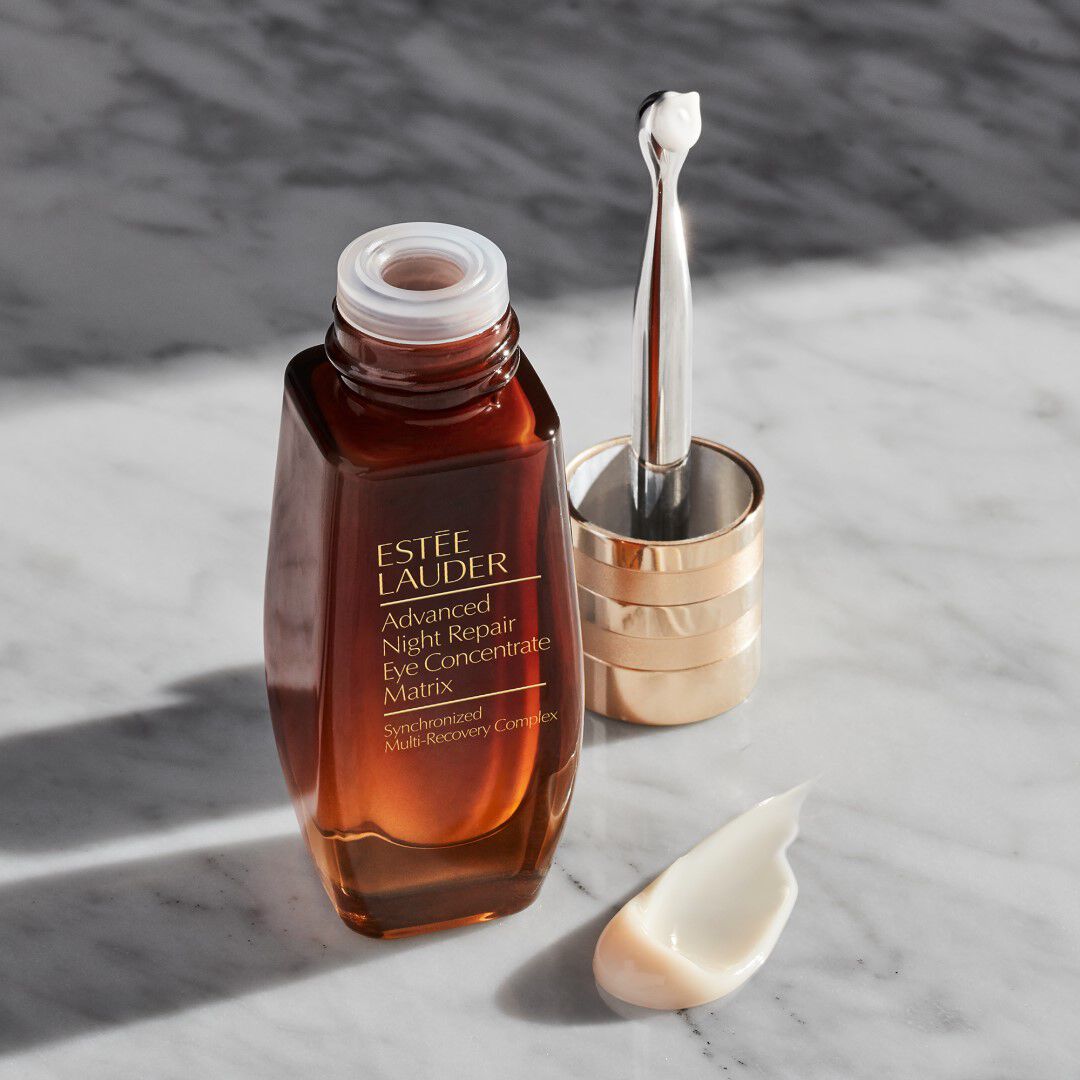 Eye Concentrate Matrix Synchronized Multi-Recovery Complex - Estée Lauder - ESTEE LAUDER TRATAMENTO - Imagem 2