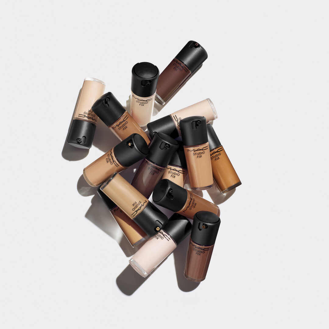 FLUID SPF 15 24HR MATTE FOUNDATION + OIL CONTROL - MAC - STUDIO FIX - Imagem 8