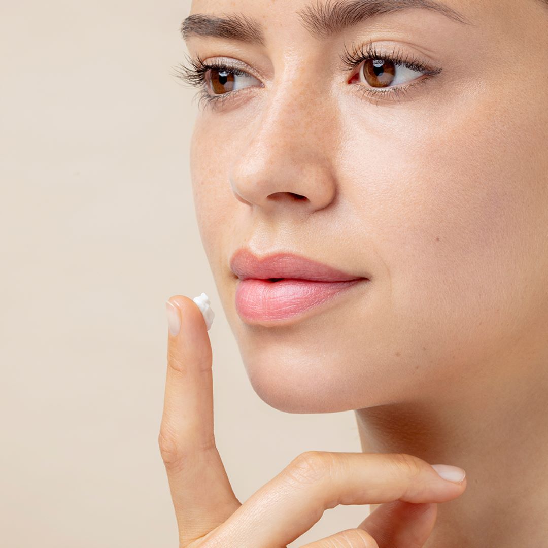 Total Lip Treatment - Sensai - EXPERT ITEMS - Imagem 2