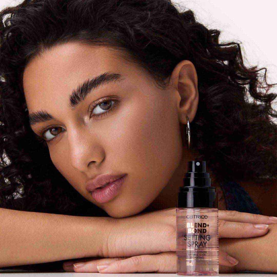 Spray Fixador Blend + Bond - CATRICE -  - Imagem 3 Spray Fixador Blend + Bond - CATRICE -  - Imagem 3