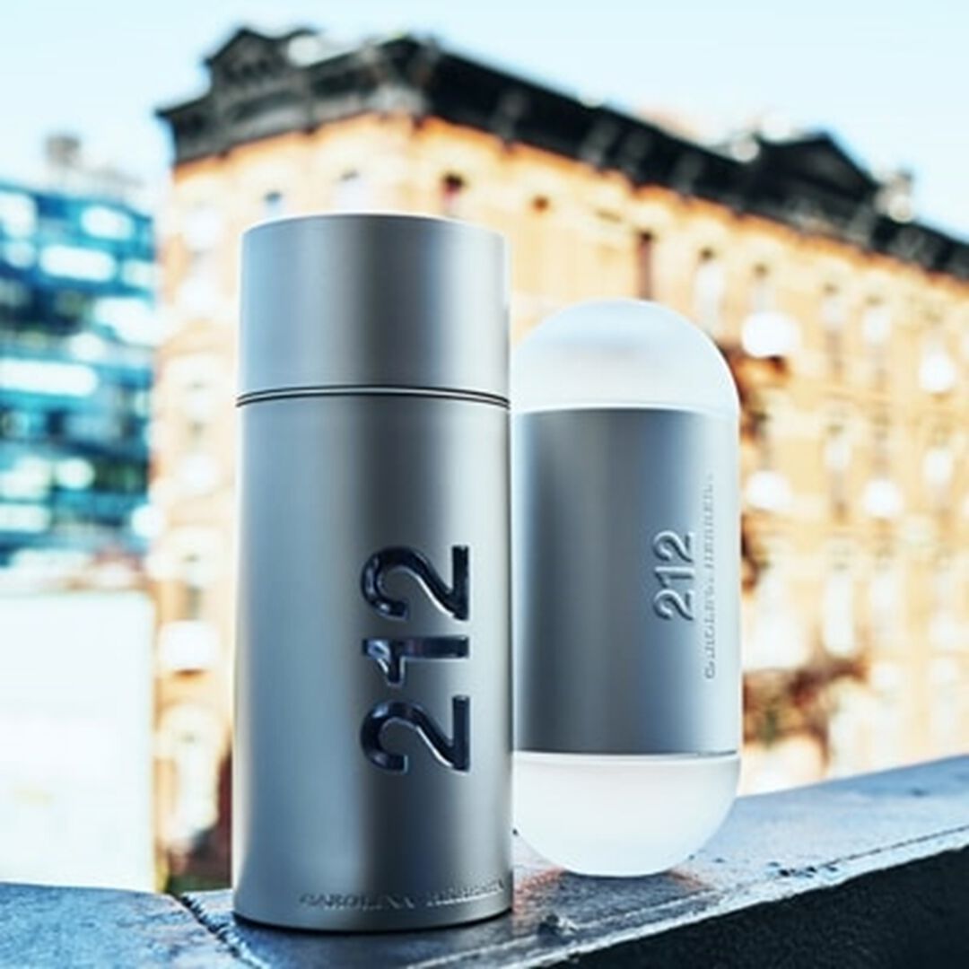 Eau de Toilette - CAROLINA HERRERA - 212/H - Imagem 4