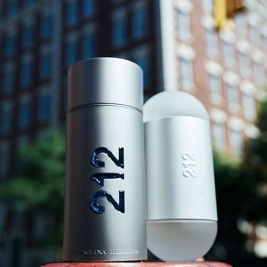 Eau de Toilette - CAROLINA HERRERA - 212/H - Imagem 2