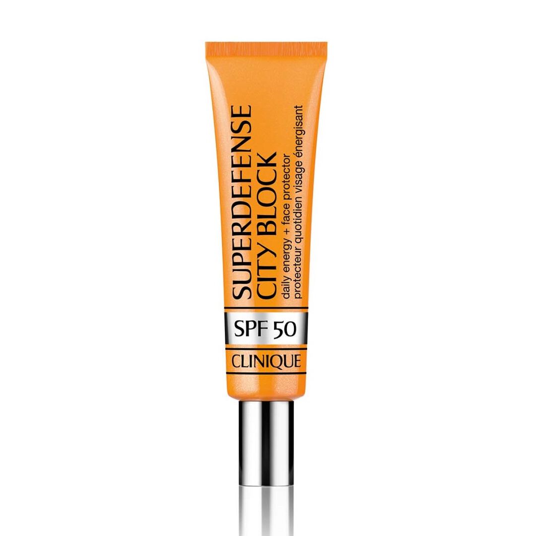 Superdefense™ City Block Broad Spectrum SPF 50 Daily Energy + Face Protector - CLINIQUE - Superdefense - Imagem 1