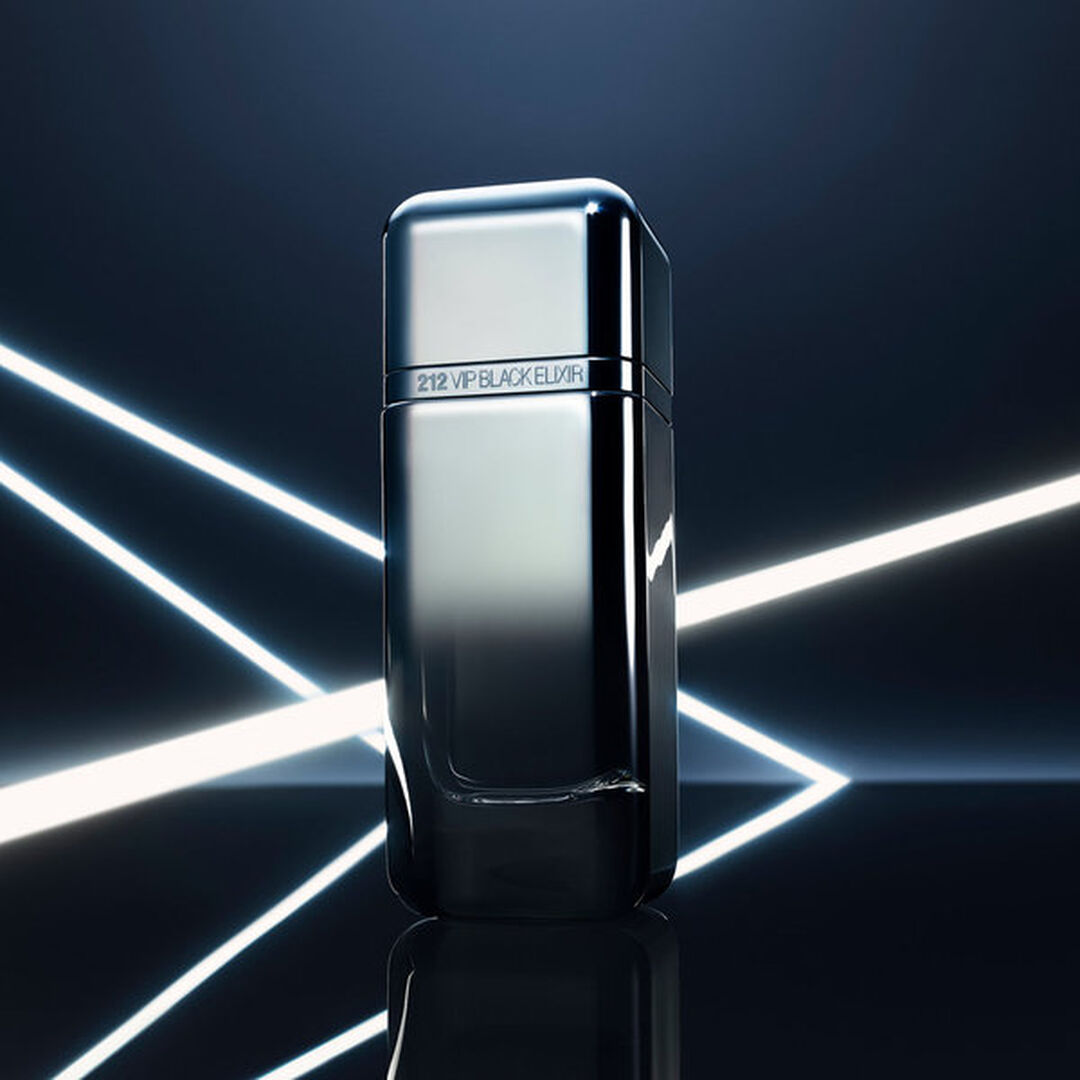 Elixir - Eau de Parfum - CAROLINA HERRERA - 212 VIP BLACK - Imagem 4