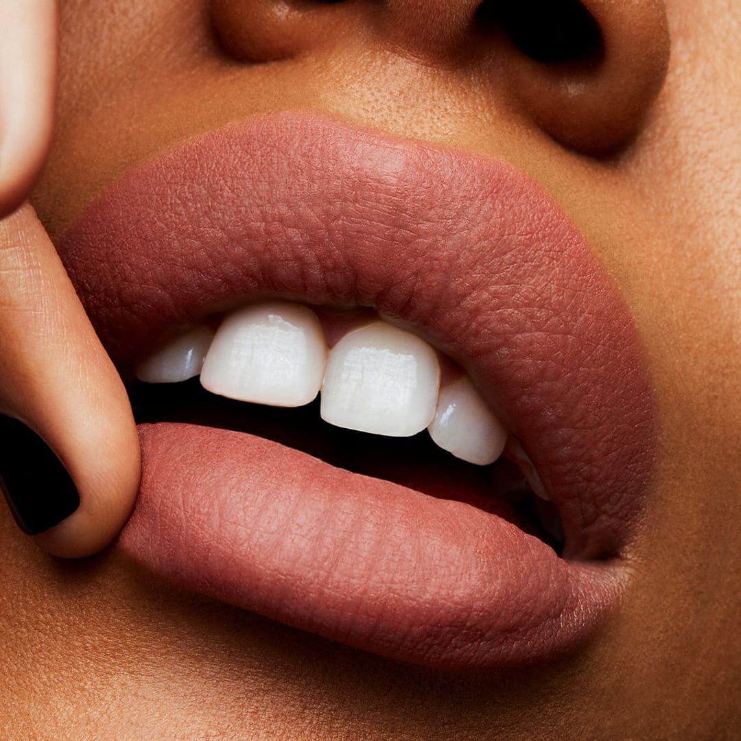 LIPSTICK - MAC - POWDER KISS - Imagem 3
