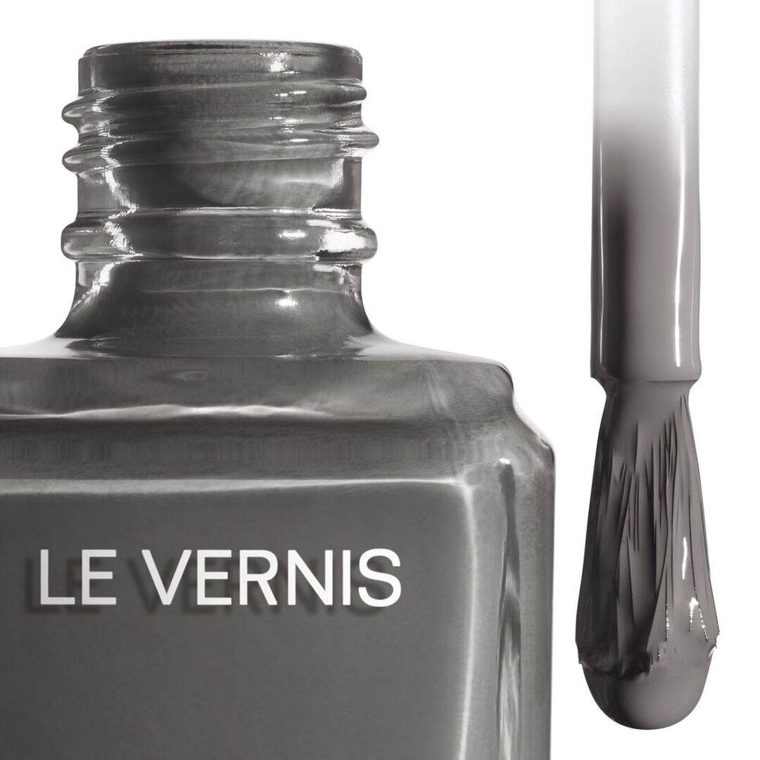 LE VERNIS - CHANEL - Rouge Noir - Imagem 4