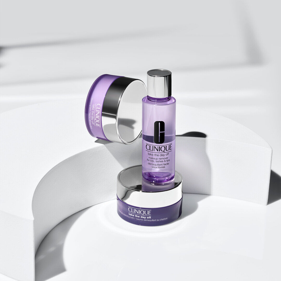 Charcoal Detoxifying Cleansing Balm - CLINIQUE - Take the Day Off&trade; - Imagem 4