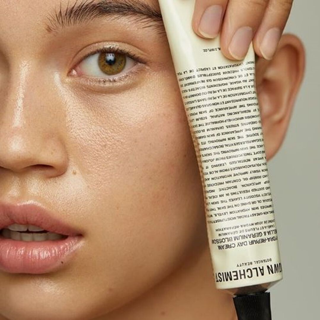 Hydra-Repair Day Cream: Camellia, Geranium Blossom - GROWN ALCHEMIST -  - Imagem 4
