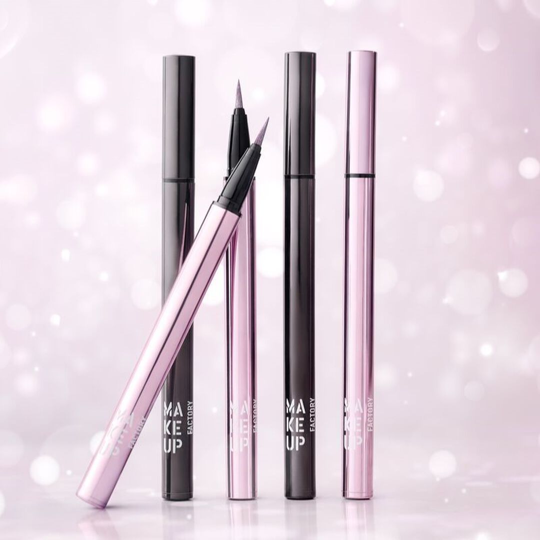 Metal Glam Liquid Liner - MAKE UP FACTORY - GLAMOUR 25 - IT'S SHOW TIME - Imagem 4