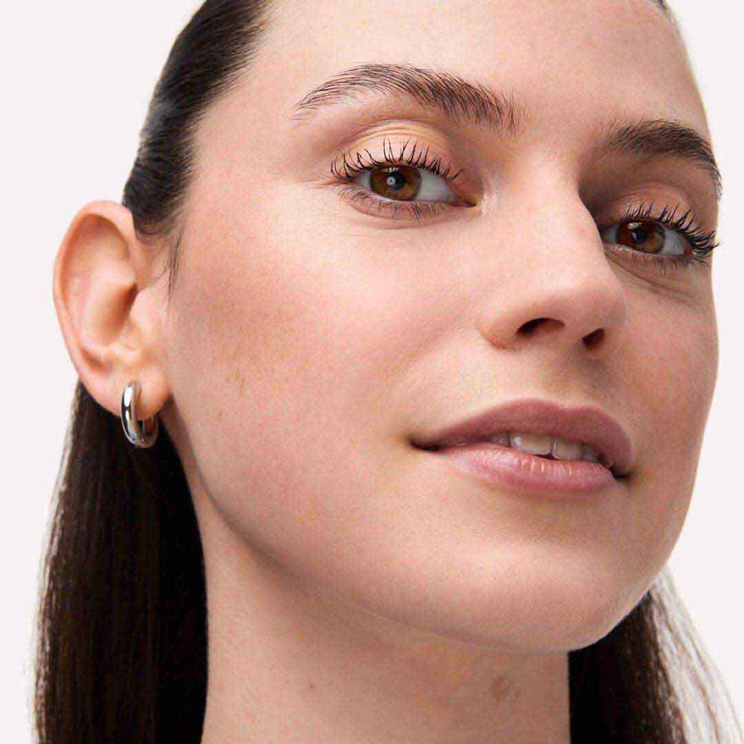 M&aacute;scara de Volume Tubing Stay In Place 010 - CATRICE -  - Imagem 2