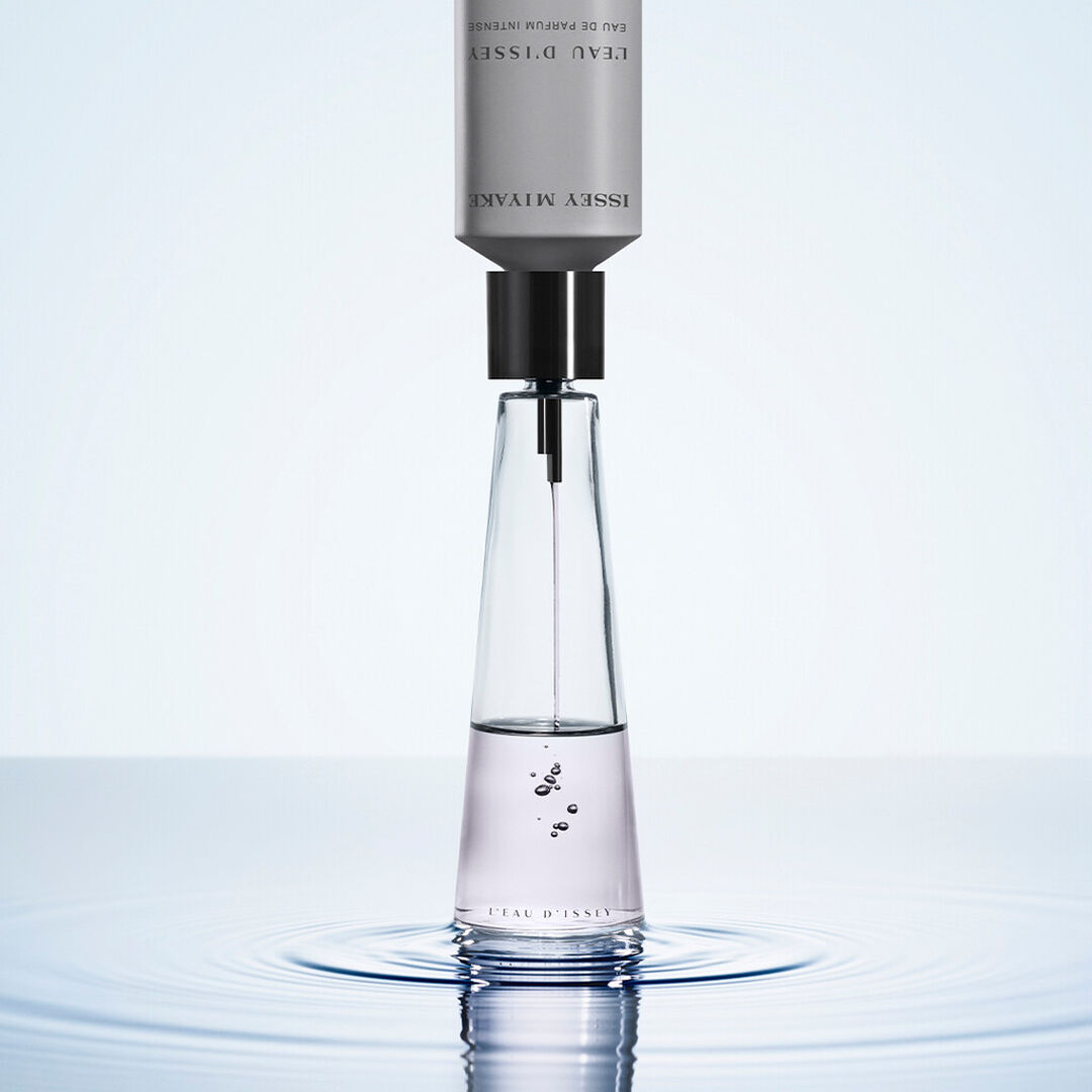 Eau de Parfum Intense - Recarga - ISSEY MIYAKE - L'EAU D'ISSEY - Imagem 2