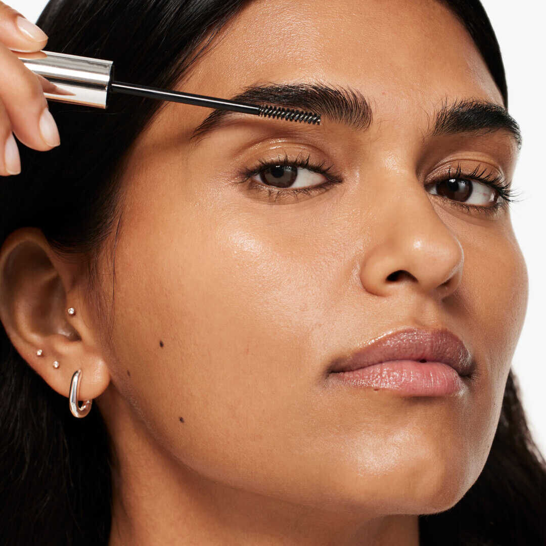Just Browsing Clear Sculpting Gel - CLINIQUE - CLINIQUE MAQUILHAGEM - Imagem 6