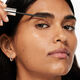Just Browsing Clear Sculpting Gel - CLINIQUE - CLINIQUE MAQUILHAGEM - Imagem 6