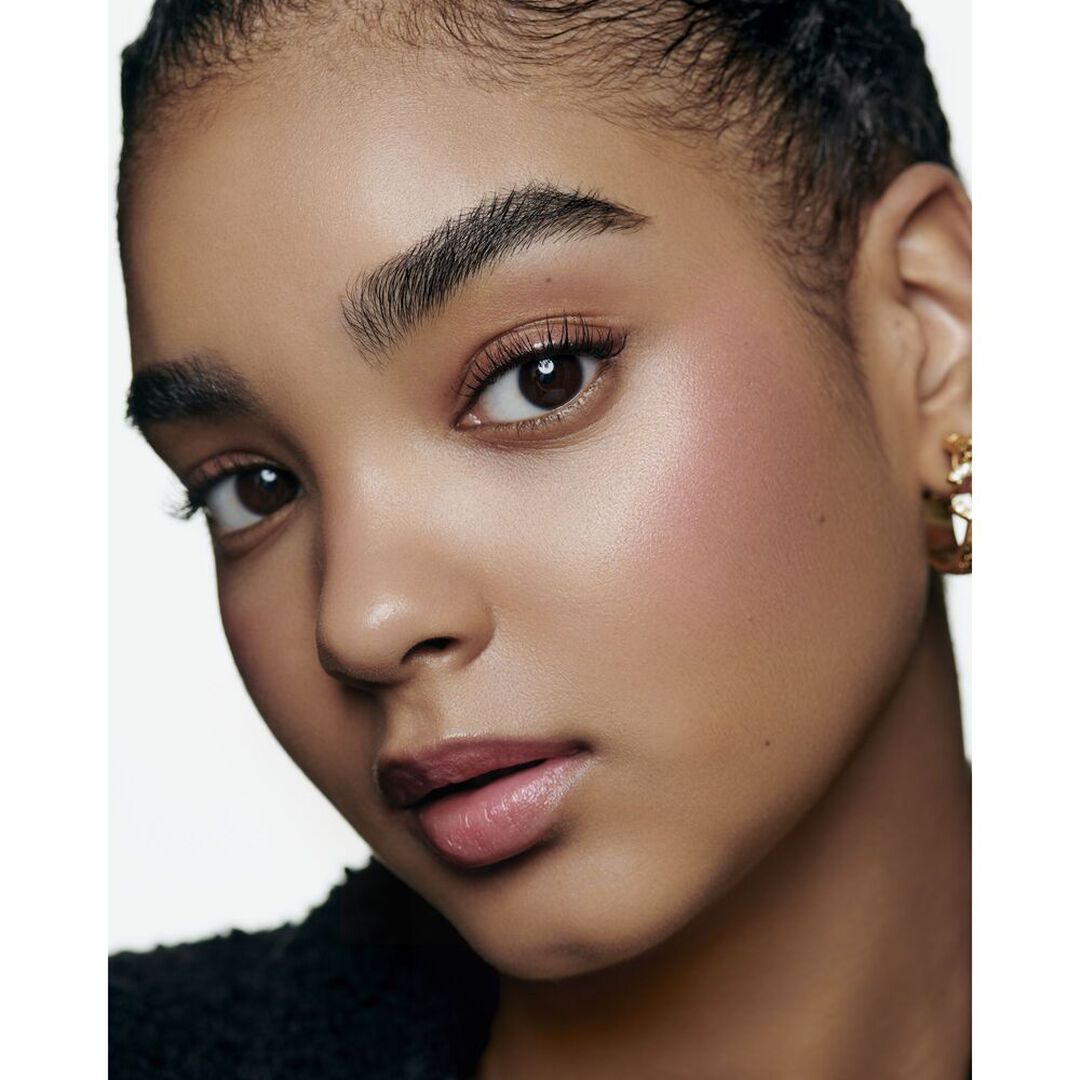 BAUME ESSENTIEL CUTE - CHANEL - Rouge Noir - Imagem 5