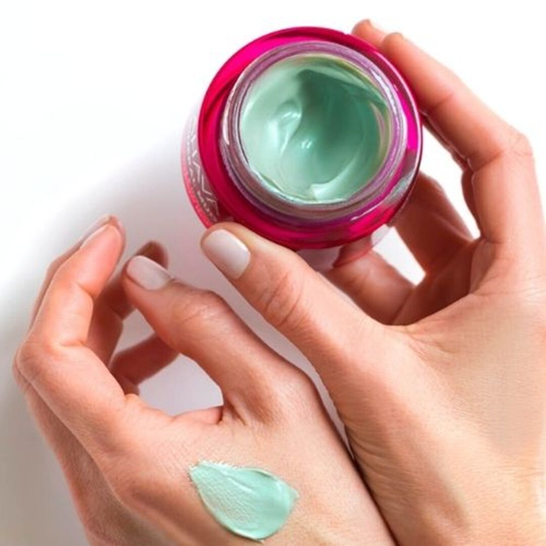 Brightening & Hydrating Facial Treatment Mask - Ahava - Mineral Masks - Imagem 5
