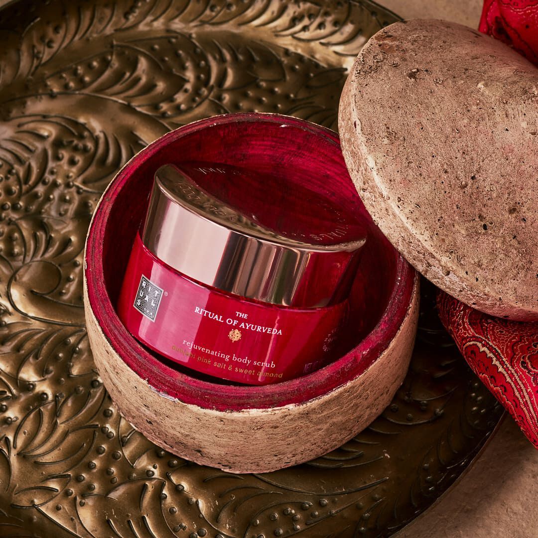 The Ritual of Ayurveda Body Scrub - Rituals - Ayurveda - Imagem 6