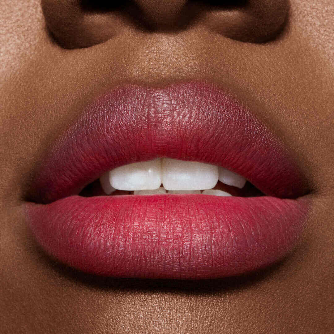 Hazy Matte Lipstick - MAC - POWDER KISS - Imagem 6