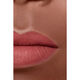 Batom Mate Luminoso - CHANEL - Rouge Allure Velvet - Imagem 6