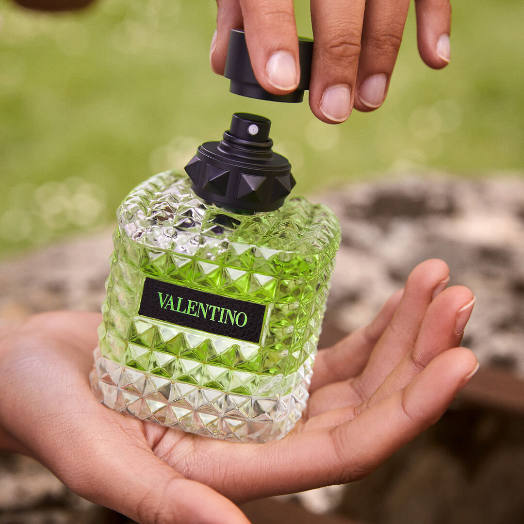 Donna Green Stravaganza Eau de Parfum - Valentino - BORN IN ROMA /S - Imagem 9