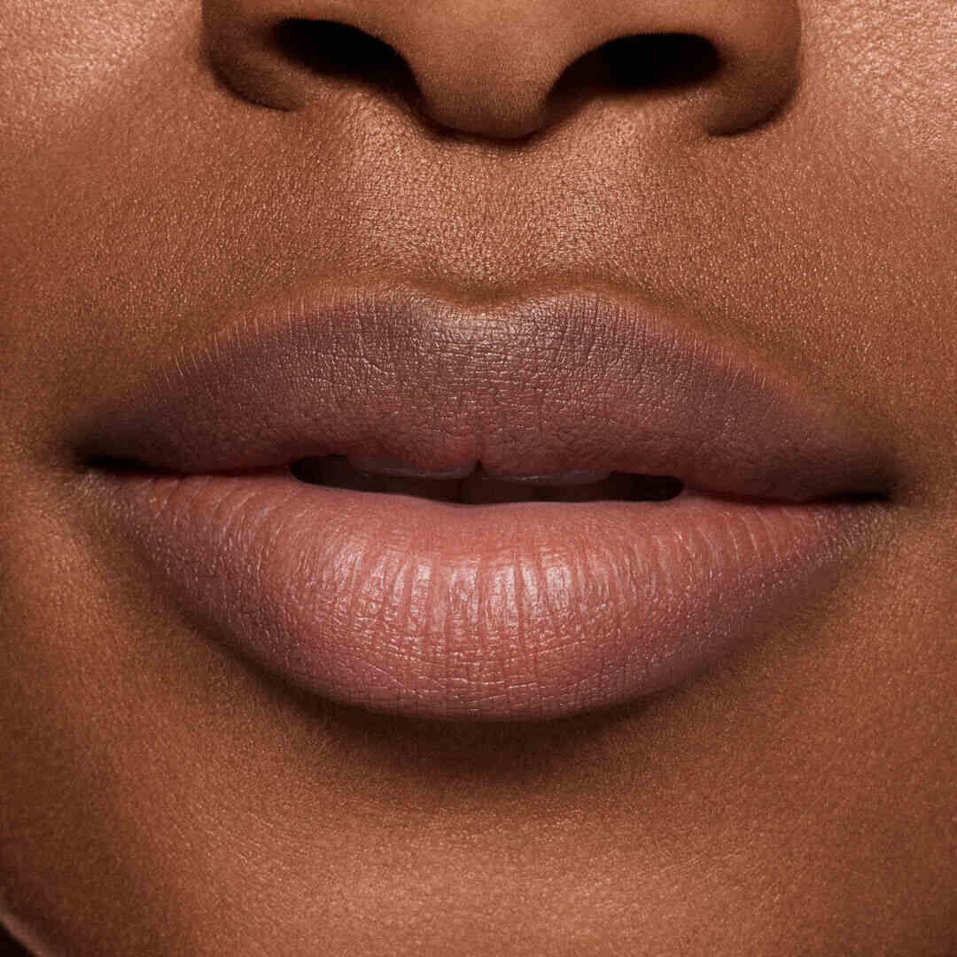 Hazy Matte Lipstick - MAC - POWDER KISS - Imagem 5