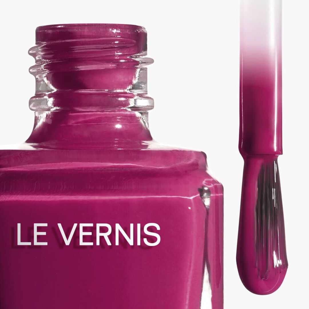 LE VERNIS - CHANEL - Rouge Noir - Imagem 2