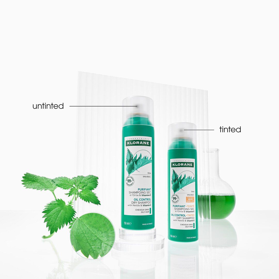 Champ&ocirc; Seco Ortiga e Vitamina E (Cabelo Castanho) - KLORANE -  - Imagem 2