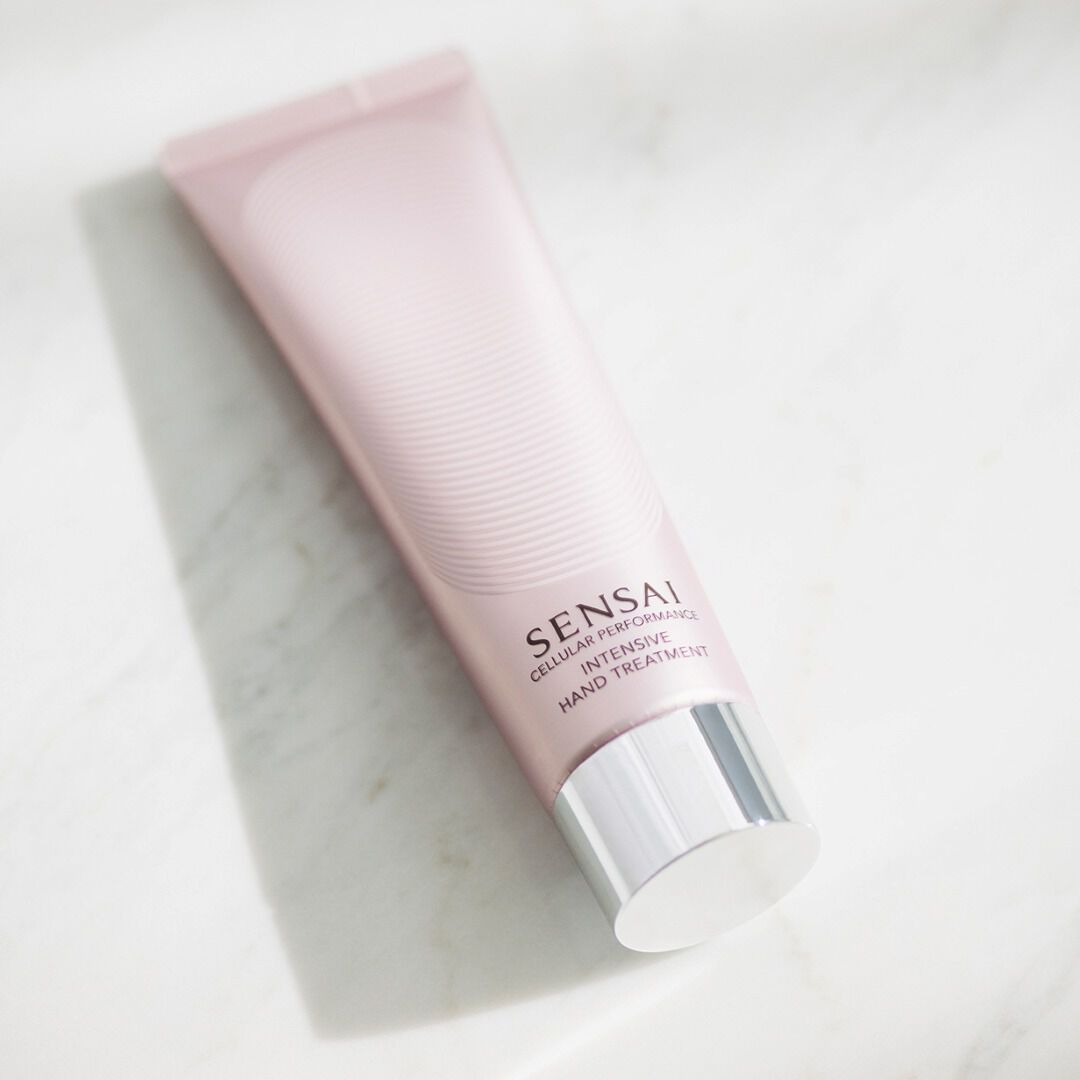 INTENSIVE HAND TREATMENT - Sensai - CELLULAR PERFORMANCE - Imagem 4