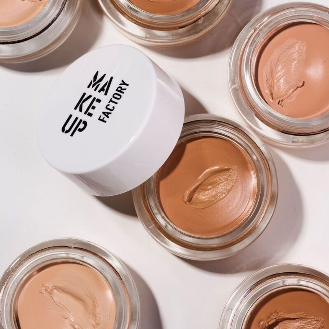 Brightening Concealer Balm - MAKE UP FACTORY -  - Imagem 4