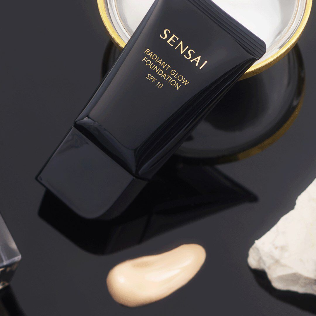 SENSAI RADIANT GLOW FOUNDATION - SENSAI - Sensai MAQUILHAGEM - Imagem 4