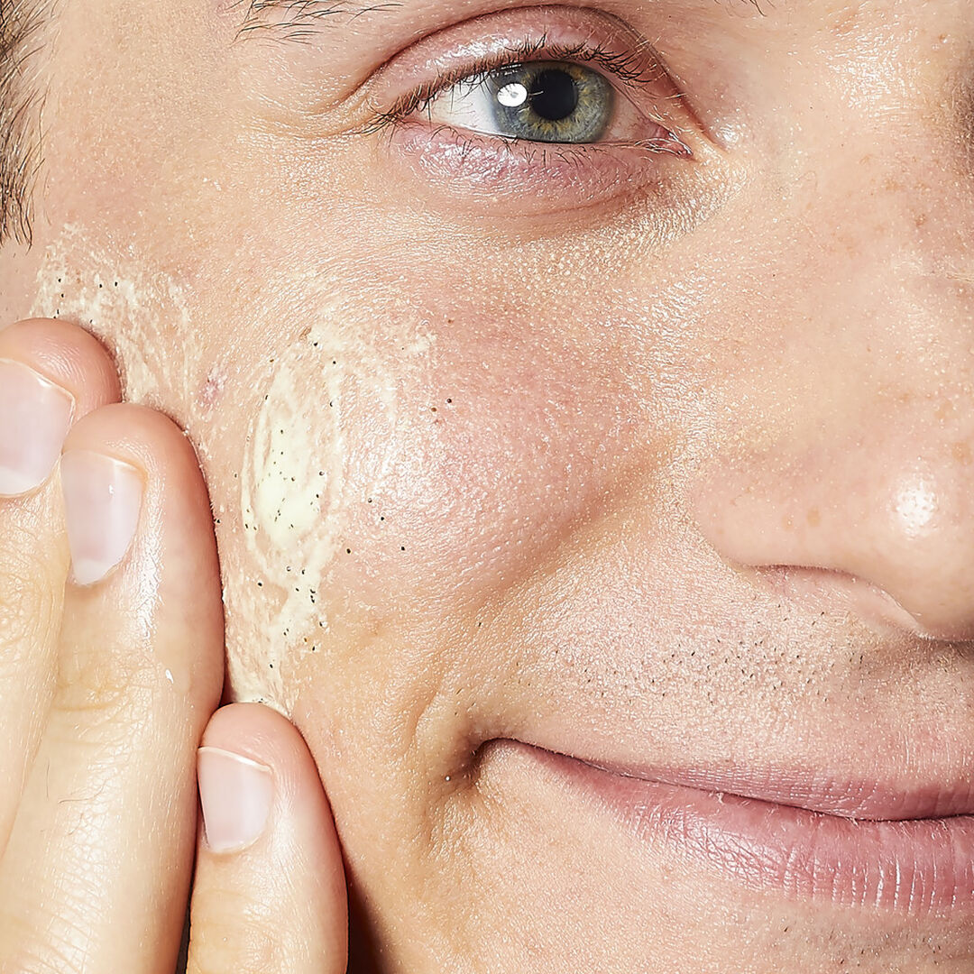 Energizing Scrub - KIEHL'S - Facial Fuel - Imagem 3