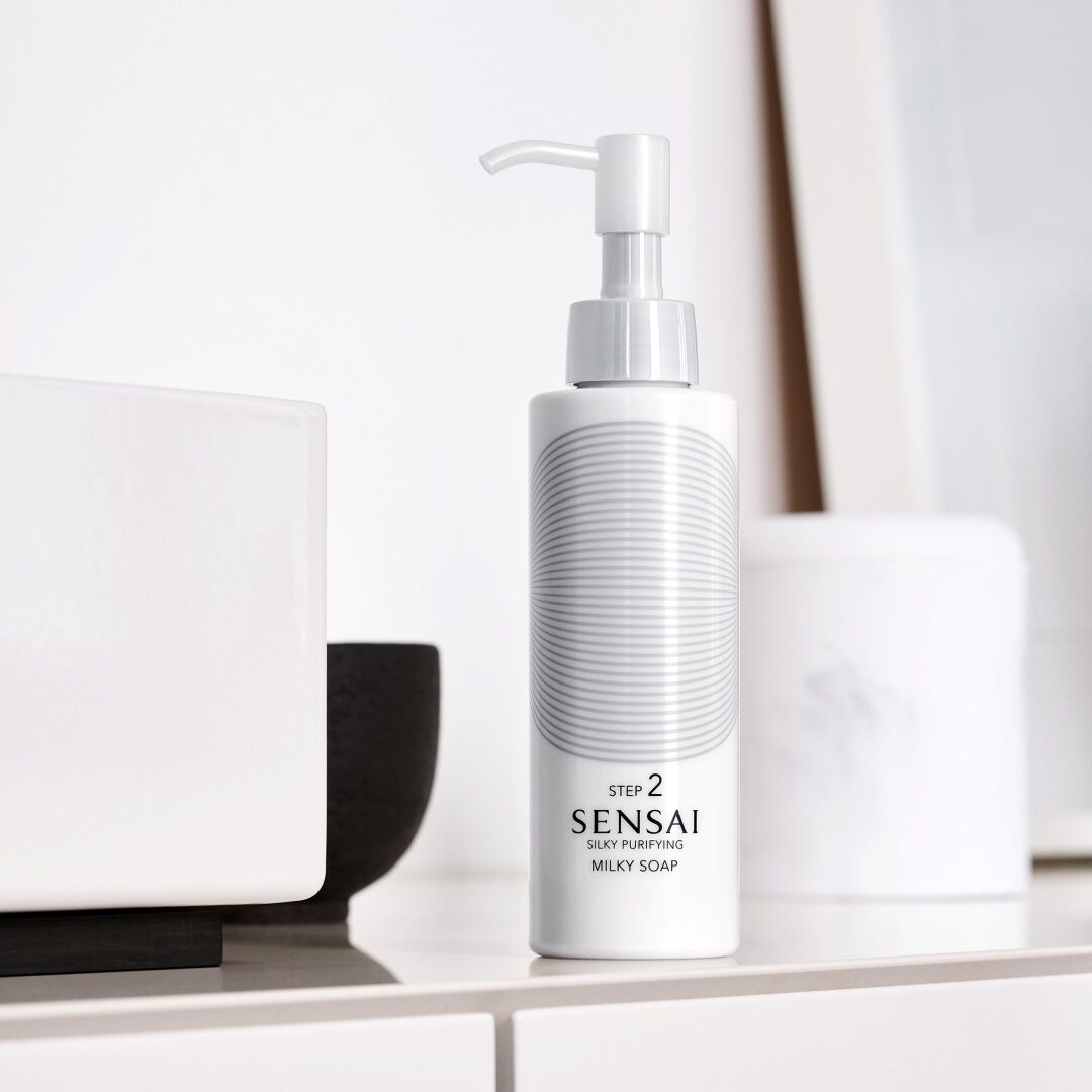 Step 2 - Milky Soap - Sensai - SILKY PURIFYING - Imagem 2