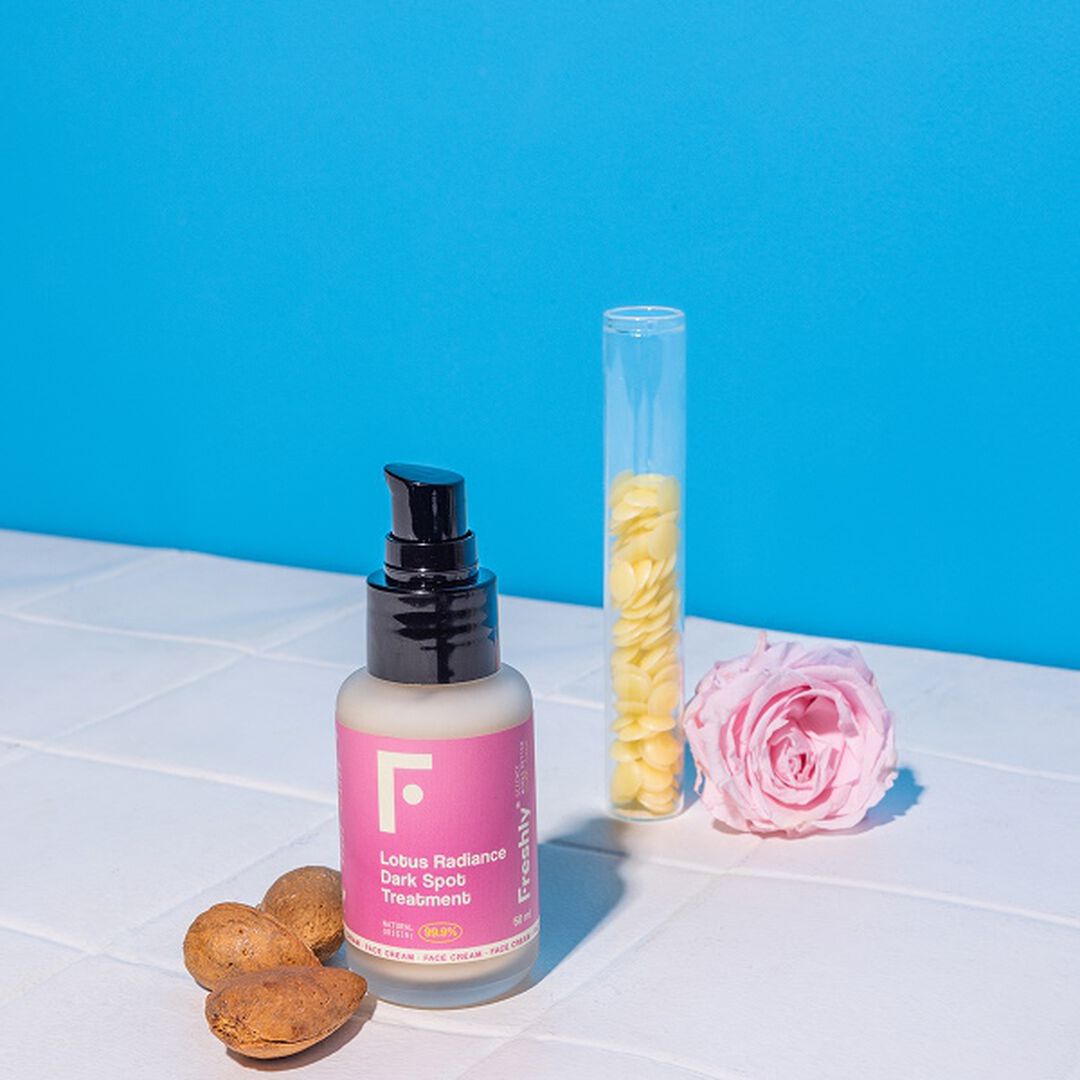 Tratamento Despigmentante - Lotus Radiance Dark Spot Treatment - FRESHLY -  - Imagem 4