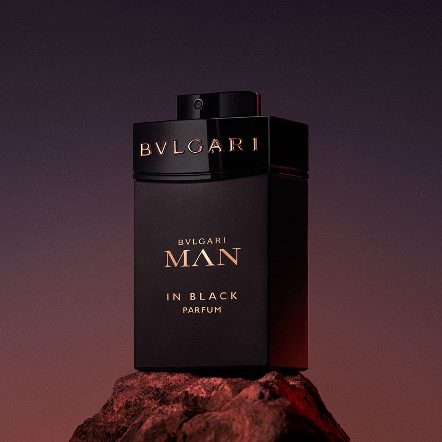 MAN Man in Black Parfum BVLGARI Perfumes e Companhia