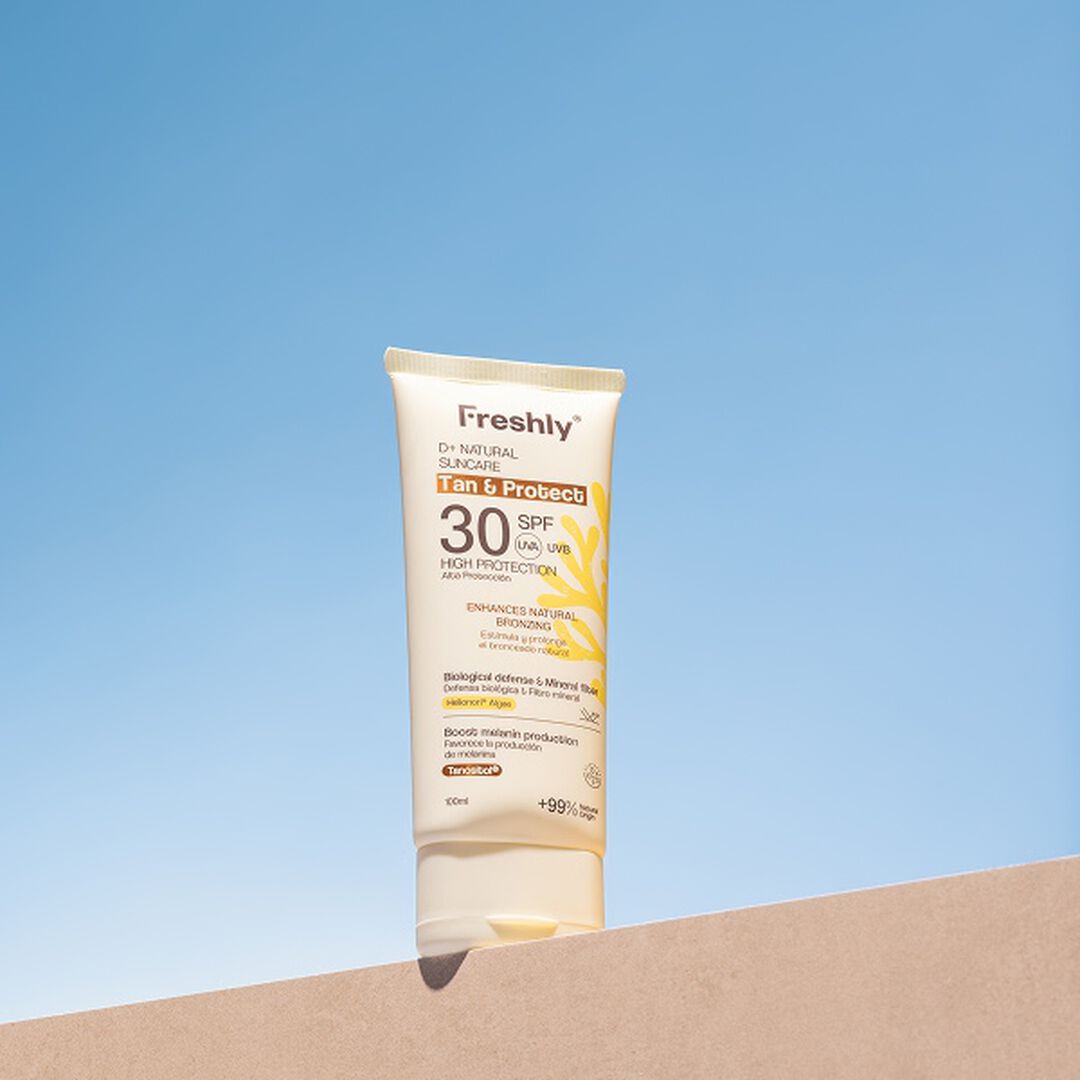 D+ Natural Suncare Tan & Protect SPF30 - FRESHLY -  - Imagem 2