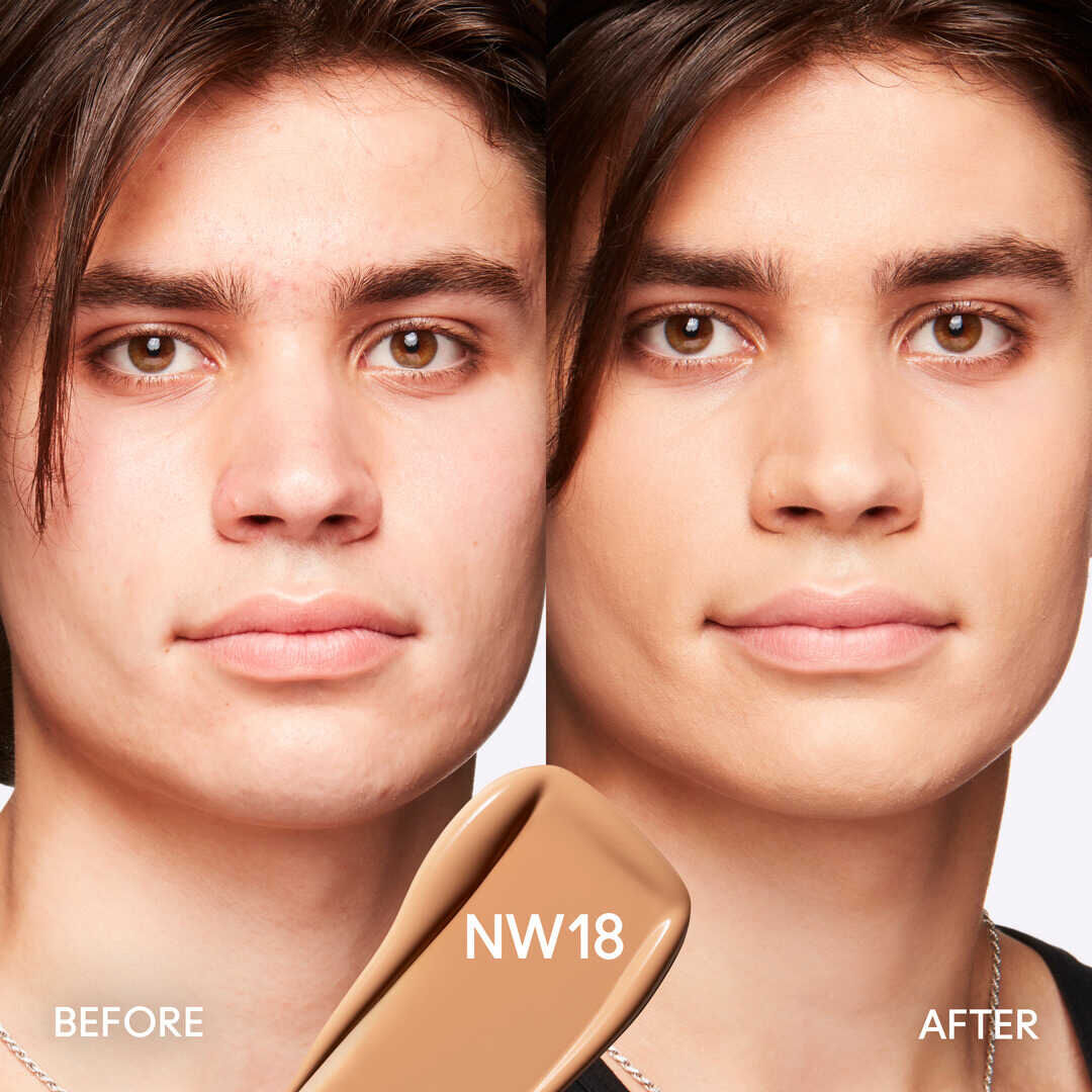 FLUID SPF 15 24HR MATTE FOUNDATION + OIL CONTROL - MAC - STUDIO FIX - Imagem 7