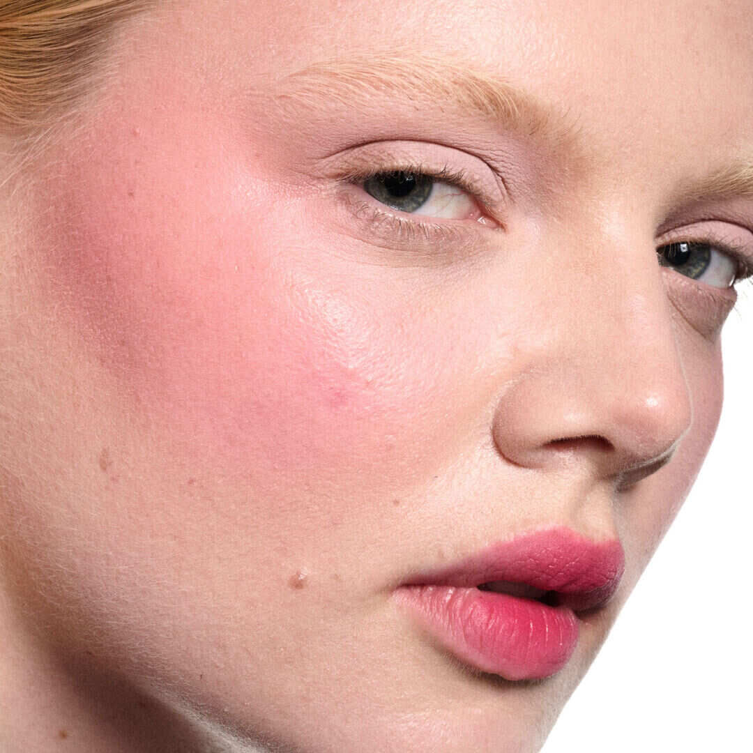 Lip & Cheek Mousse - MAC - POWDER KISS - Imagem 4