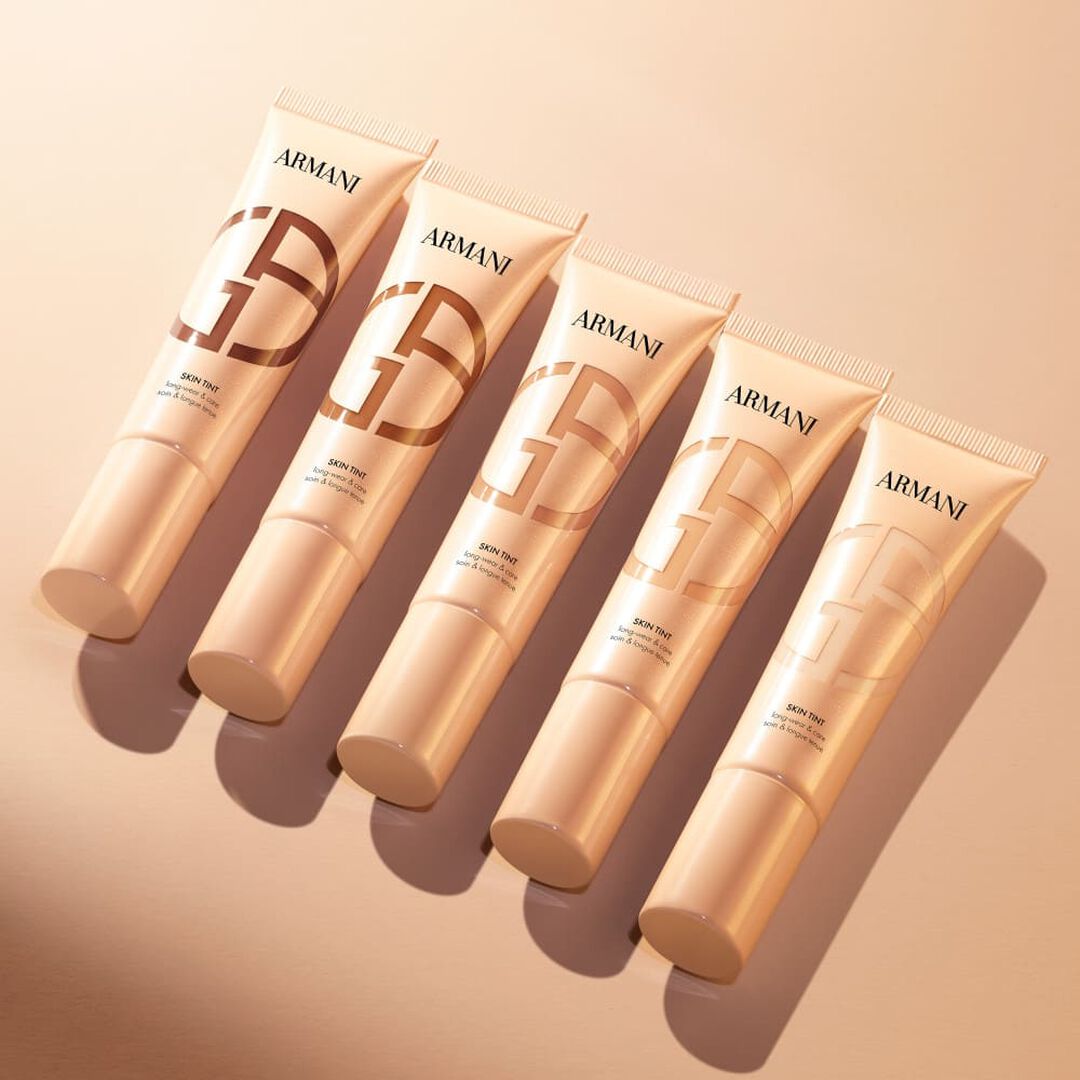 Skin Tint - Giorgio Armani - Luminous Silk - Imagem 4