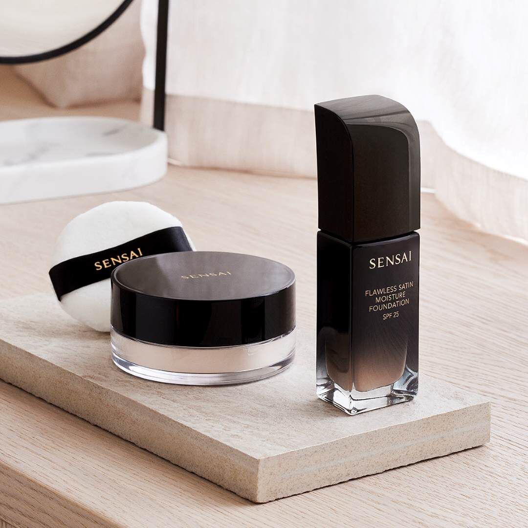 Translucent Loose Powder - SENSAI - Sensai MAQUILHAGEM - Imagem 2