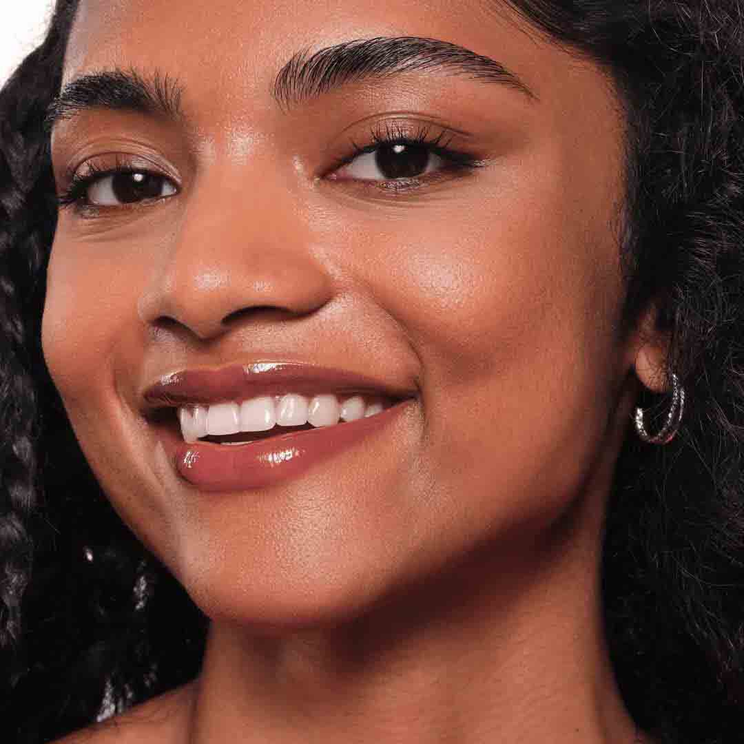 Gloss de l&aacute;bio brilhante - Choco Bomb - ESSENCE -  - Imagem 9