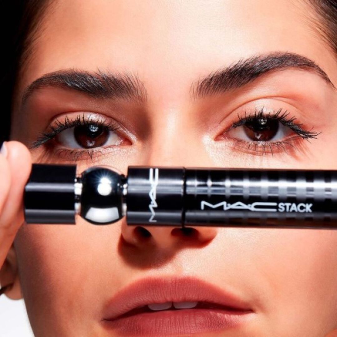 MACSTACK MASCARA-BLACK S MACRO - MAC - MAC MAQUILHAGEM - Imagem 10