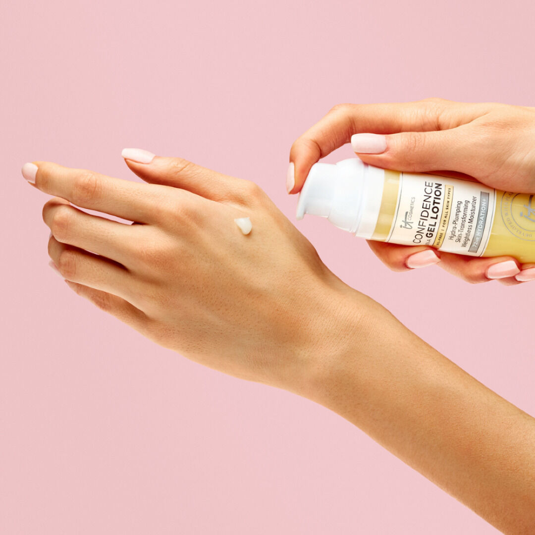 Confidence in a Gel Lotion - IT COSMETICS - Confidence - Imagem 2